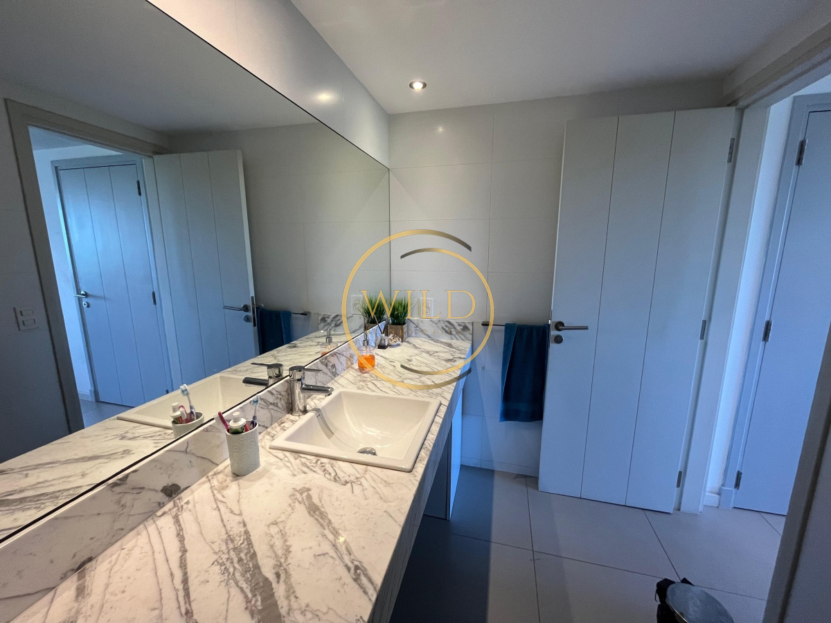 Apartamento ID.2306 - Apartamento en venta 1 dormitorio en Playa Brava, Punta del Este
