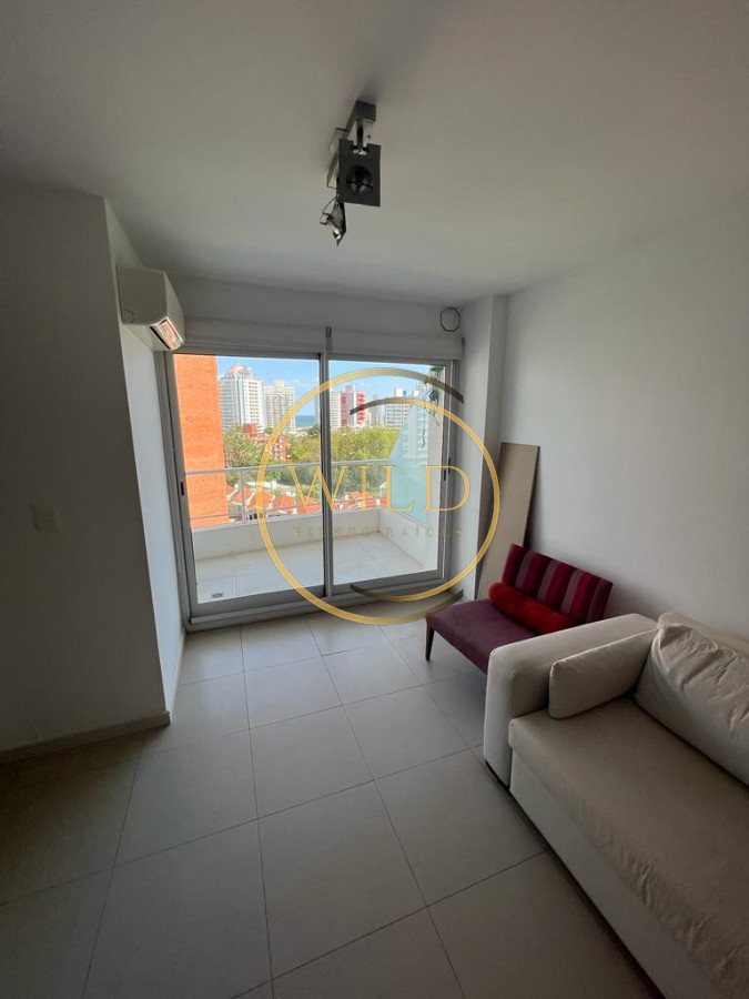 Apartamento ID.2133 - Apartamento de 2 dormitorios en venta en Punta del Este 