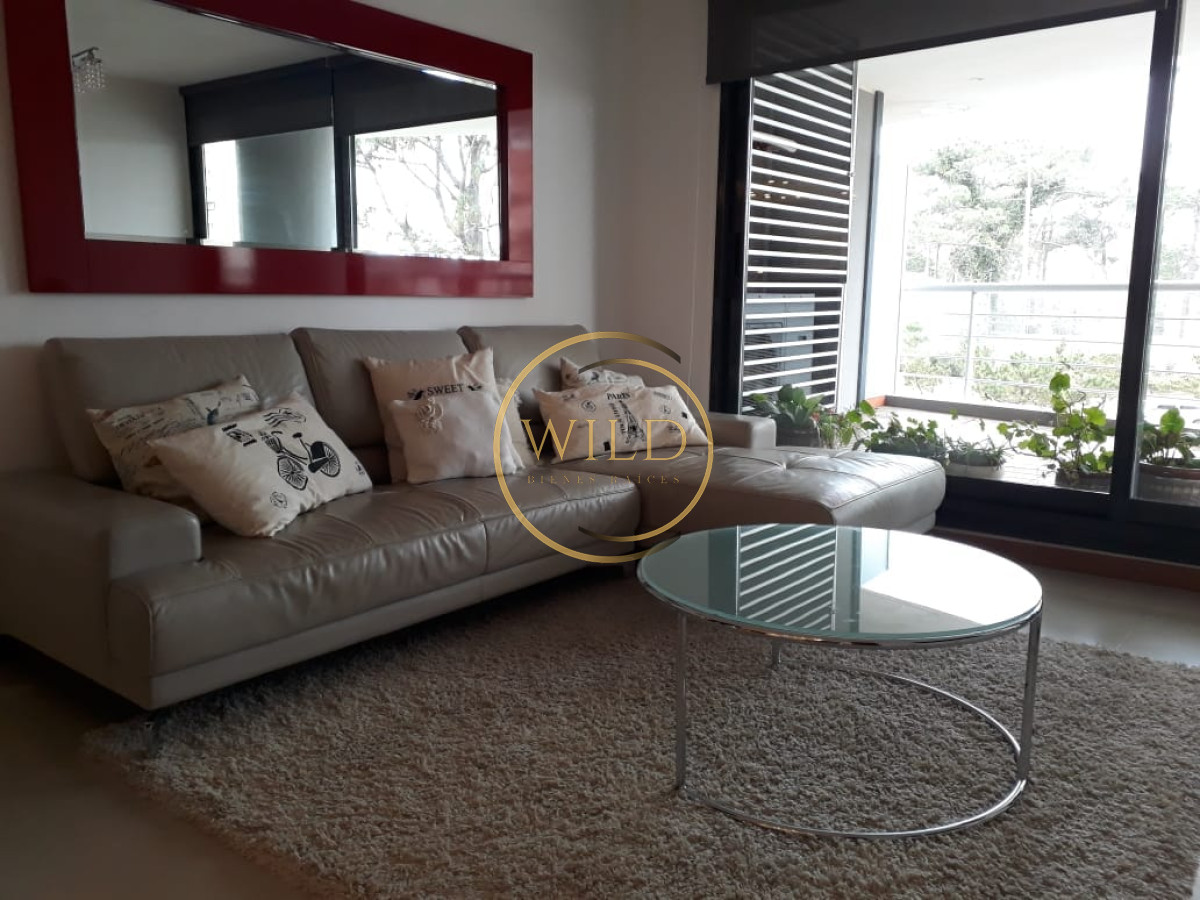 Apartamento ID.2134 - Vende, Permuta apartamento por Casa en Punta del Este ! 