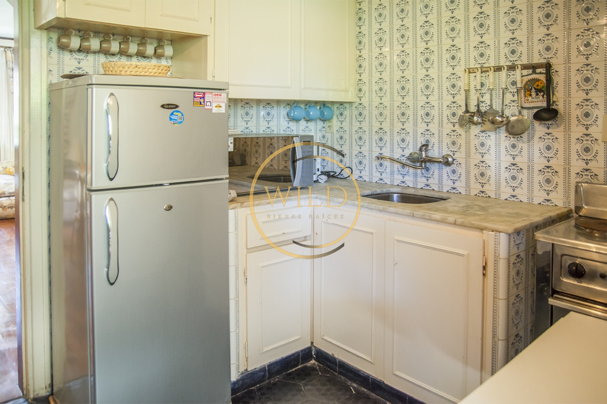 Apartamento ID.2296 - Casa en venta 2 dormitorios en Playa Mansa, Punta del Este. 