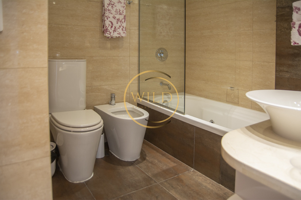 Apartamento ID.2621 - Vende apto de 2 dormitorios en Miami Boulevard ! Punta del este