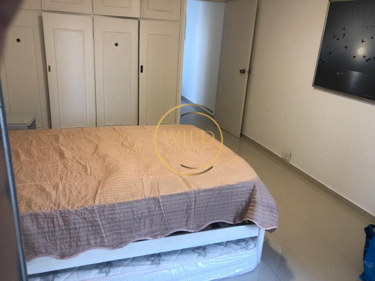 Apartamento ID.1864 - Venta Apartamento de 1 dormitorio en La Península, sobre Av. Gorlero. 