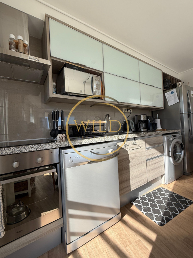 Apartamento ID.2379 - En venta apartamento de 2 dormitorios en suite en Mansa, Punta del Este.