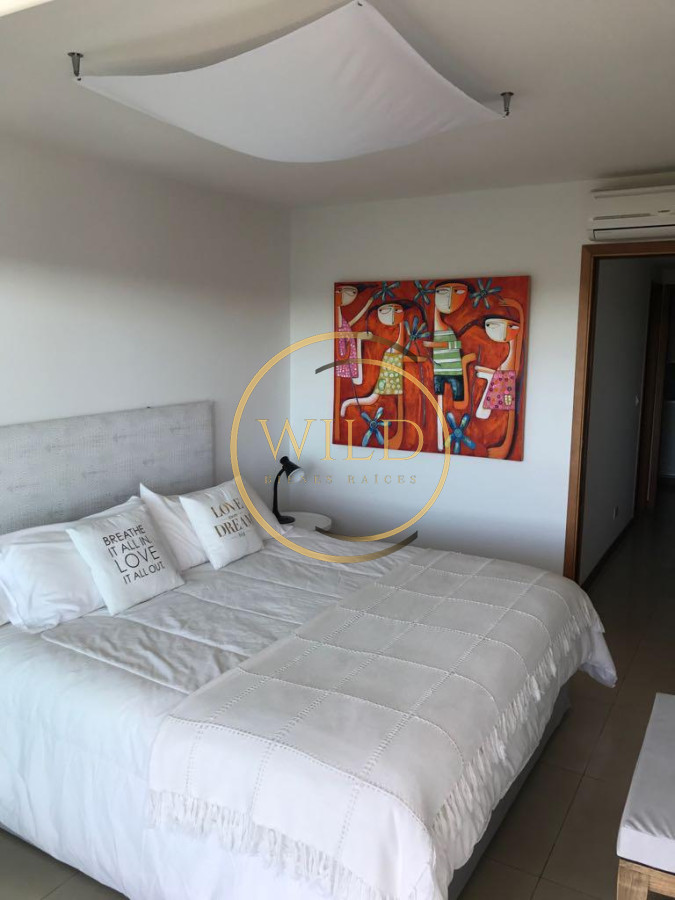 Apartamento ID.2012 - Vende departamento de 1 dormitorio y medio en Roosevelt , Punta del Este 