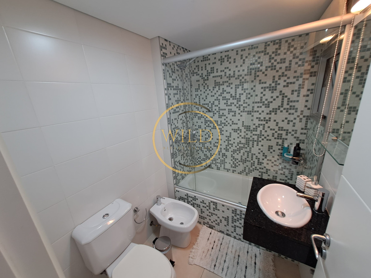 Apartamento ID.2018 - Vende departamento de 3 dormitorios y excelentes amenities en Mansa Punta del Este