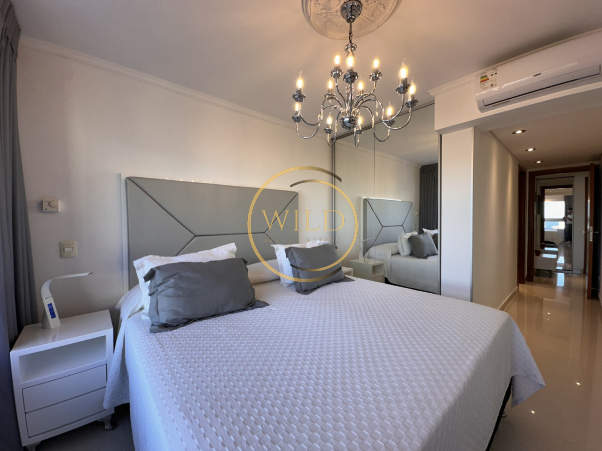 Apartamento ID.2621 - Vende apto de 2 dormitorios en Miami Boulevard ! Punta del este