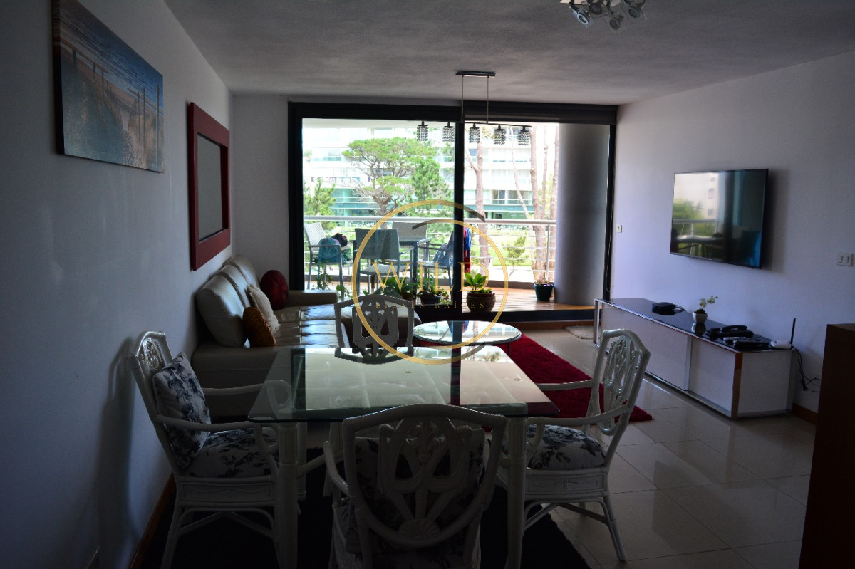 Apartamento ID.2134 - Vende, Permuta apartamento por Casa en Punta del Este ! 