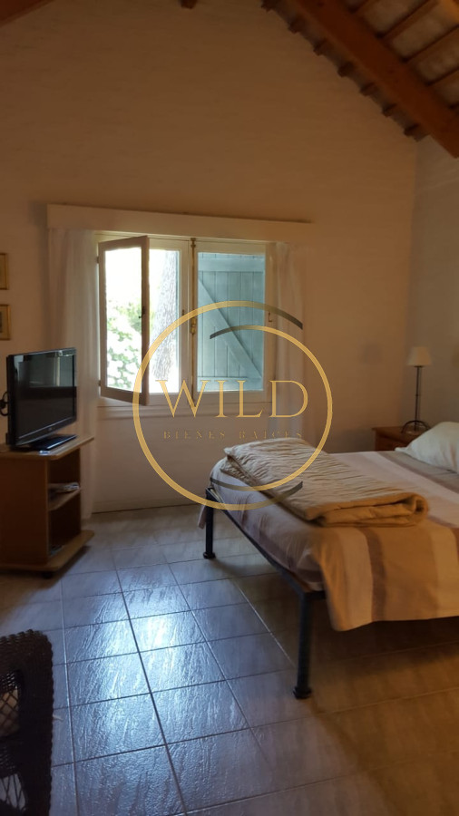 Casa ID.1848 - Excelente casa en alquiler en zona residencial!!! Consulte!!
