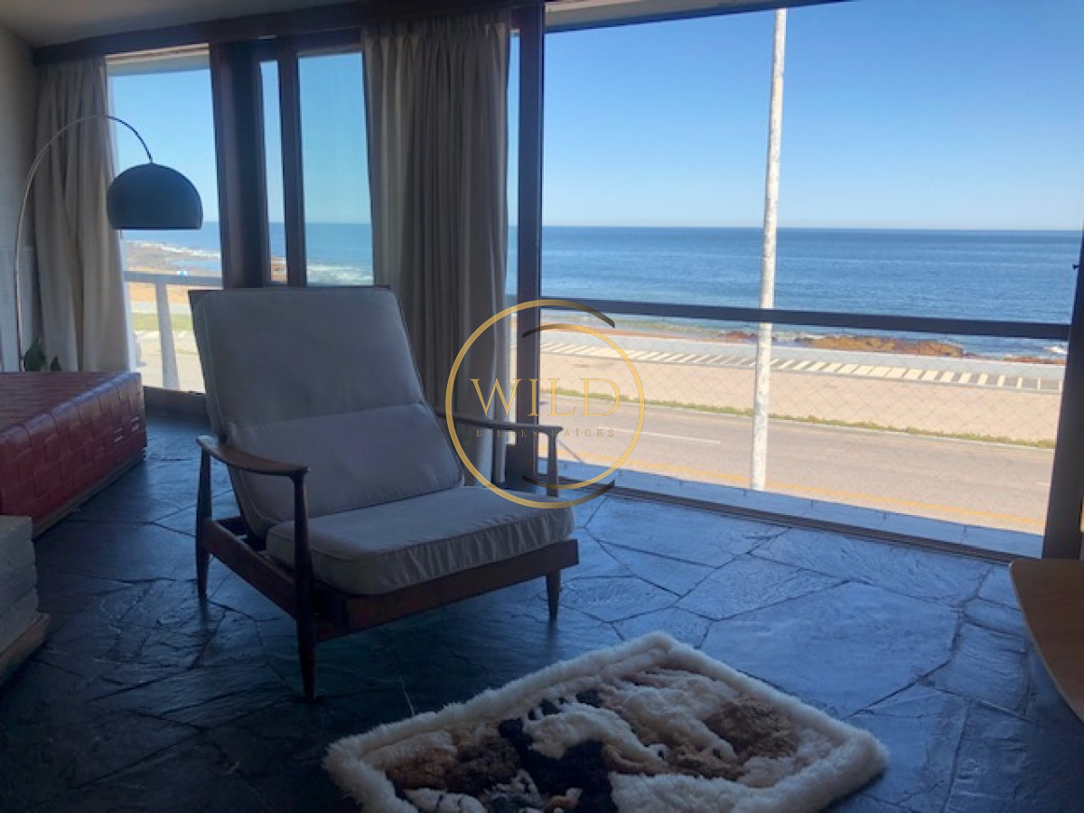 Casa ID.2186 - Casa en venta frente al mar