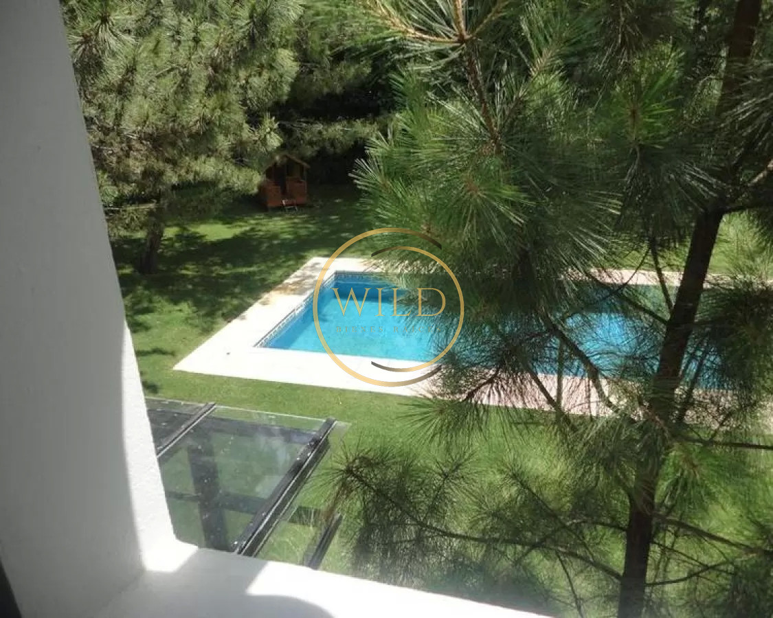 Casa ID.1847 - Casa de Cinco Dormitorios en Suite - Punta del Este