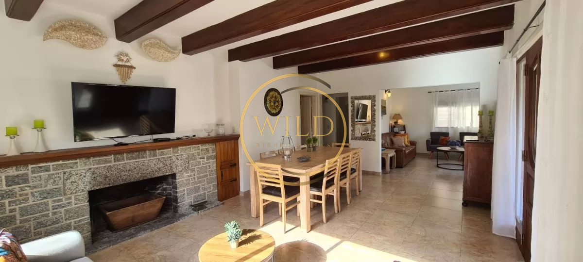 Casa ID.2184 - Hermosa casa en La Península de 5 dormitorios con pileta