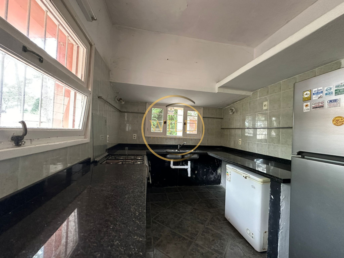 Casa ID.1969 - Vende Casa de 4 dormitorios en San Rafael , Punta del este