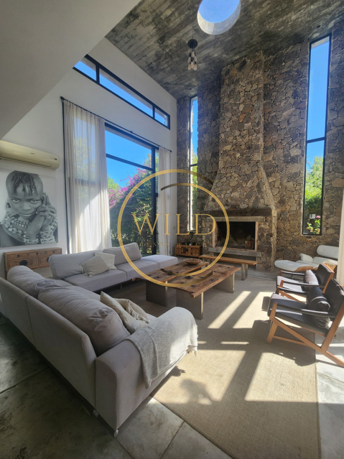 Casa ID.2570 - Casa en Alborada - Punta del Este