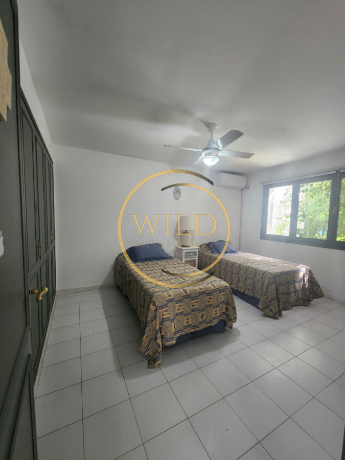 Casa ID.1847 - Casa de Cinco Dormitorios en Suite - Punta del Este