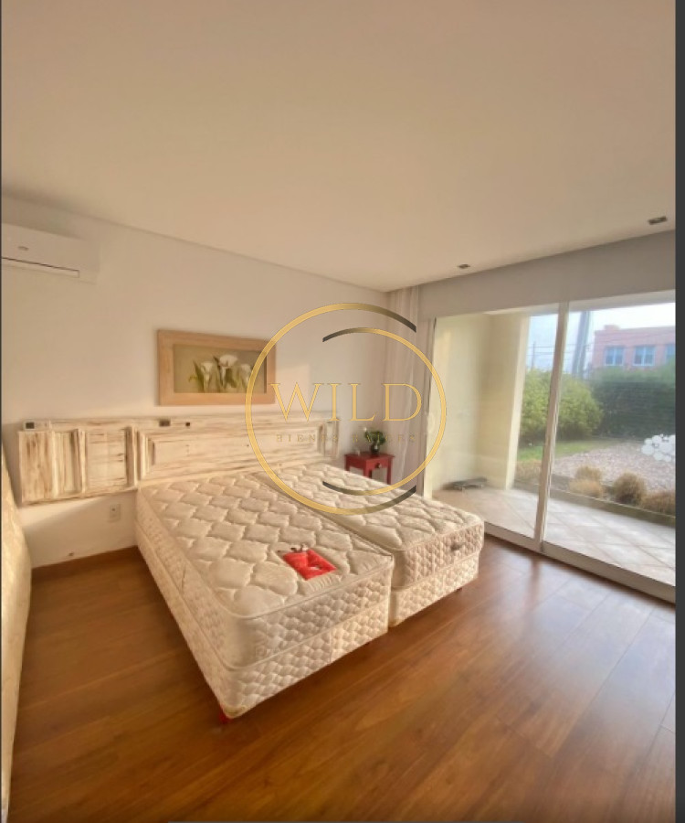 Casa ID.2181 - Venta de Casa 4 DORMITORIOS en Punta del Este, Maldonado