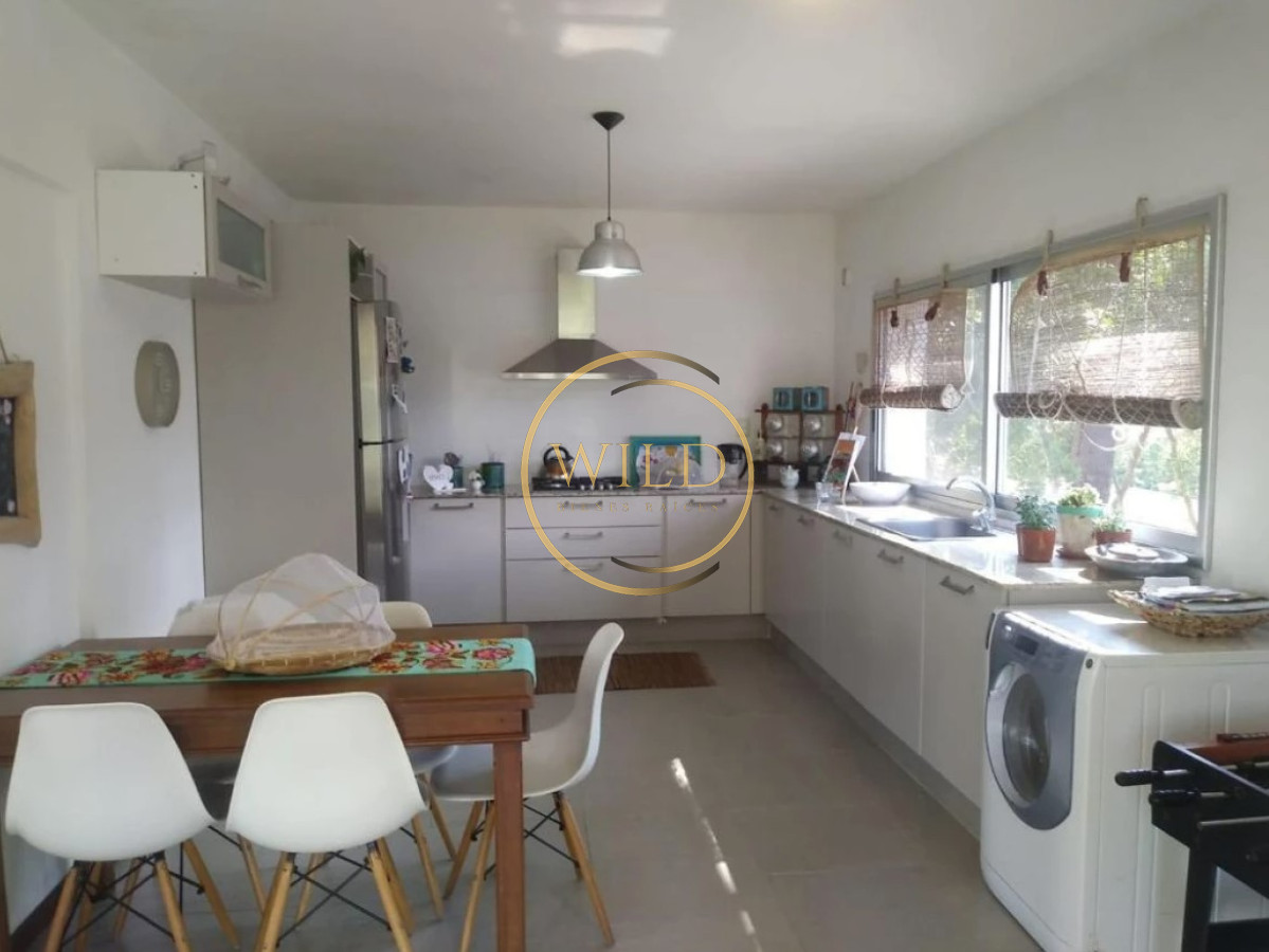 Casa ID.2559 - Vende casa en Barrio Privado, Punta del Este