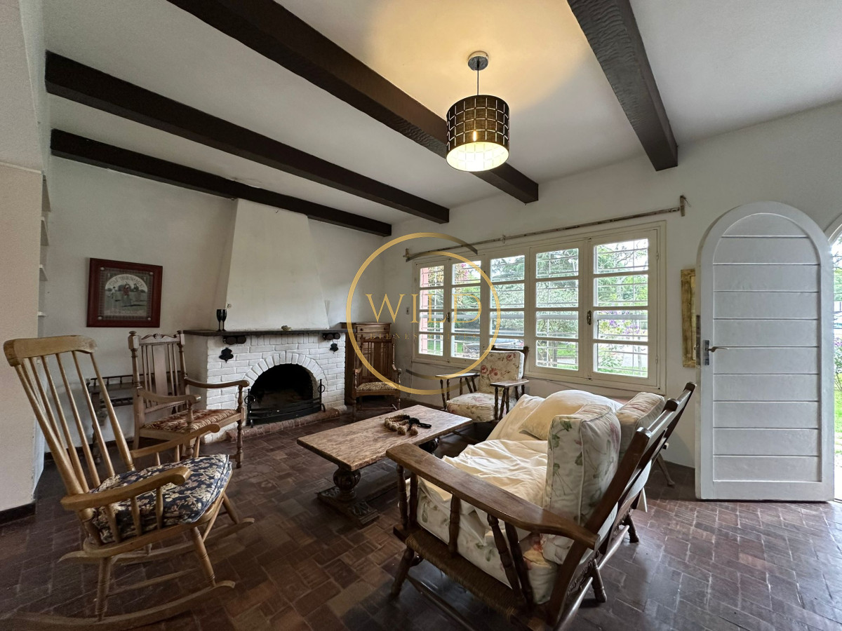 Casa ID.1969 - Vende Casa de 4 dormitorios en San Rafael , Punta del este