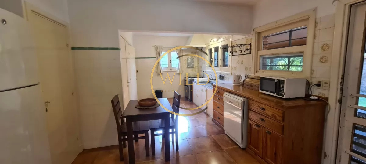 Casa ID.2184 - Hermosa casa en La Península de 5 dormitorios con pileta
