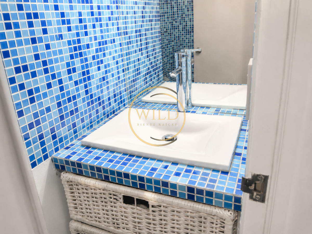 Casa ID.2291 - Chalet de 4 dormitorios, piscina y parrillero en alquiler. Zona tranquila. Punta del Este.