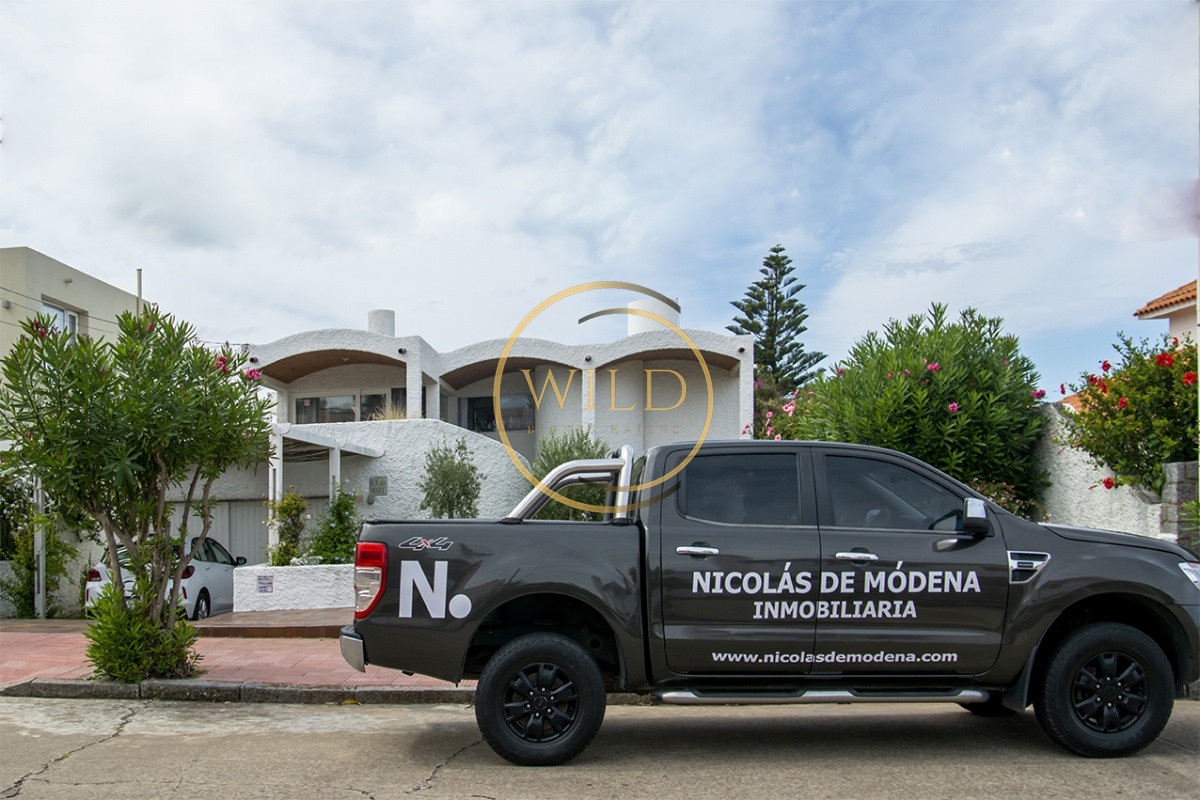 Casa ID.2185 - Hermosa casa en venta en zona de la península.