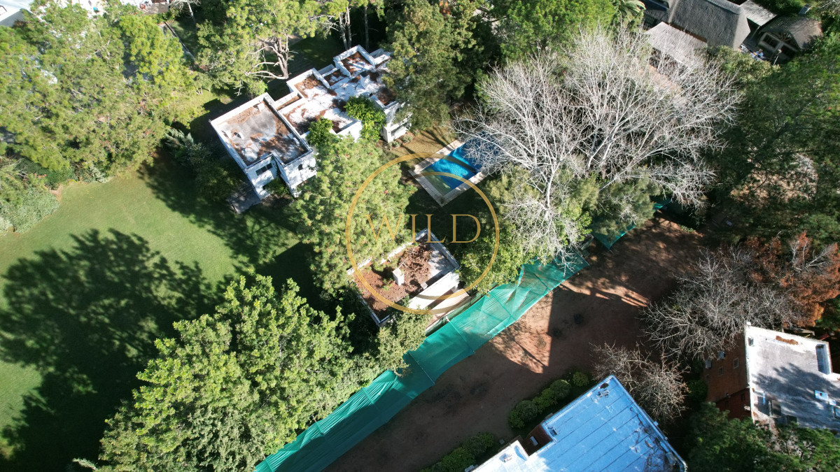 Casa ID.1847 - Casa de Cinco Dormitorios en Suite - Punta del Este
