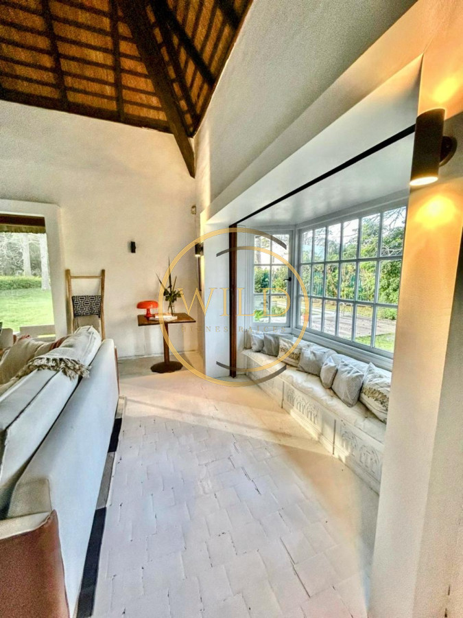 Casa ID.1849 - Casa exclusiva en la Zona del Golf, Oportunidad en Punta del Este.