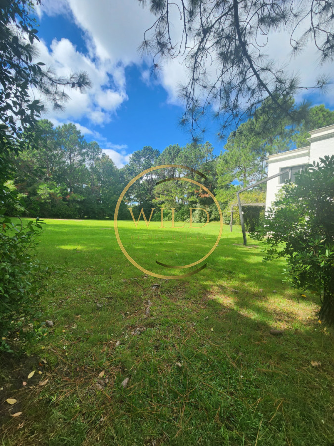 Casa ID.1847 - Casa de Cinco Dormitorios en Suite - Punta del Este