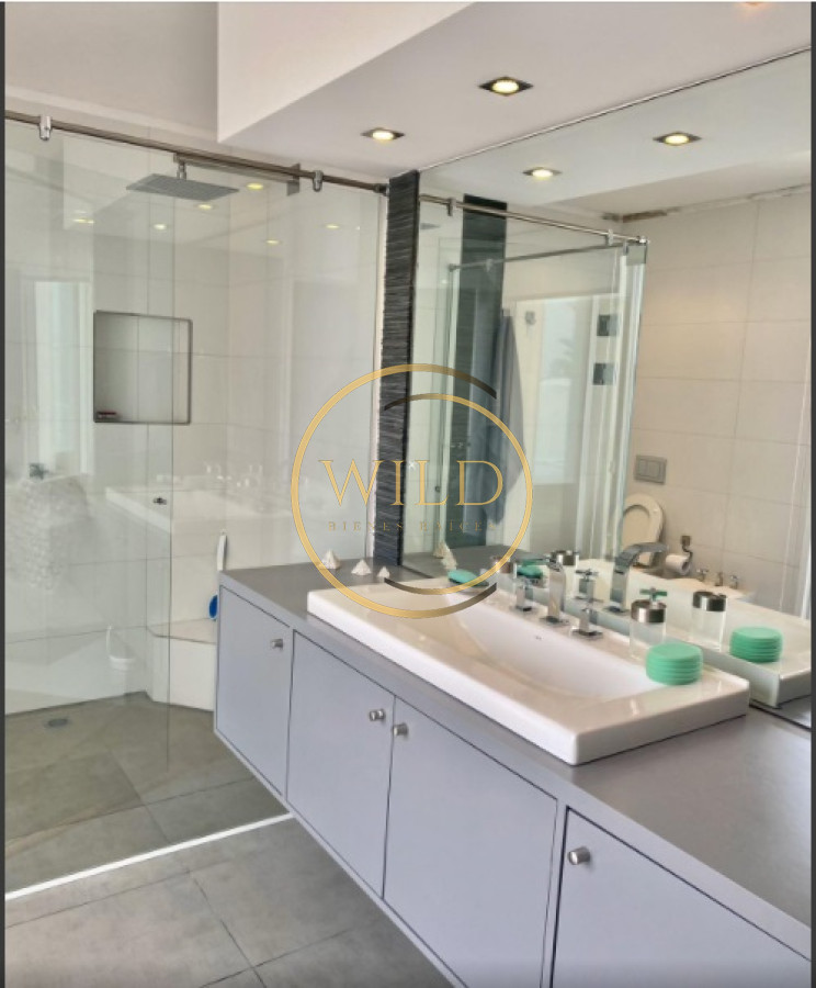 Casa ID.2181 - Venta de Casa 4 DORMITORIOS en Punta del Este, Maldonado