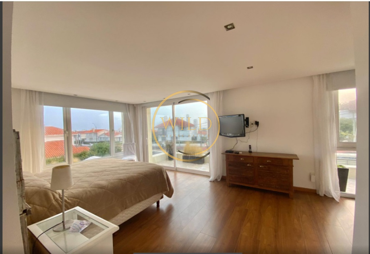 Casa ID.2181 - Venta de Casa 4 DORMITORIOS en Punta del Este, Maldonado