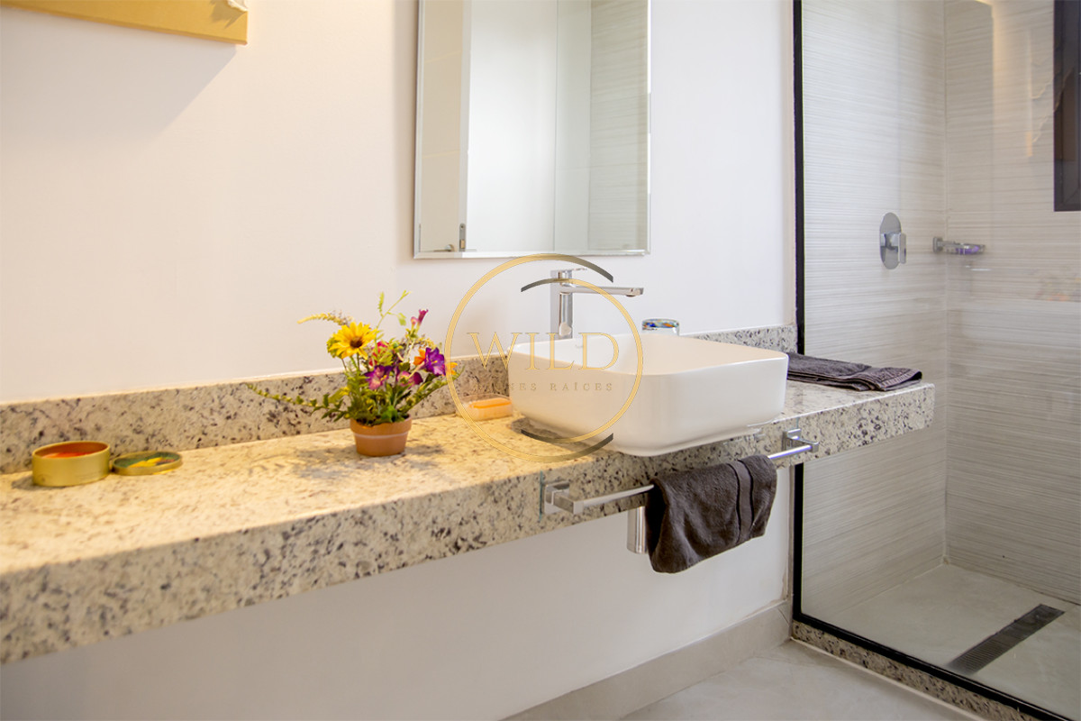 Casa ID.2201 - Casa ideal de 4 dormitorios en suite en San Rafael Punta del Este.