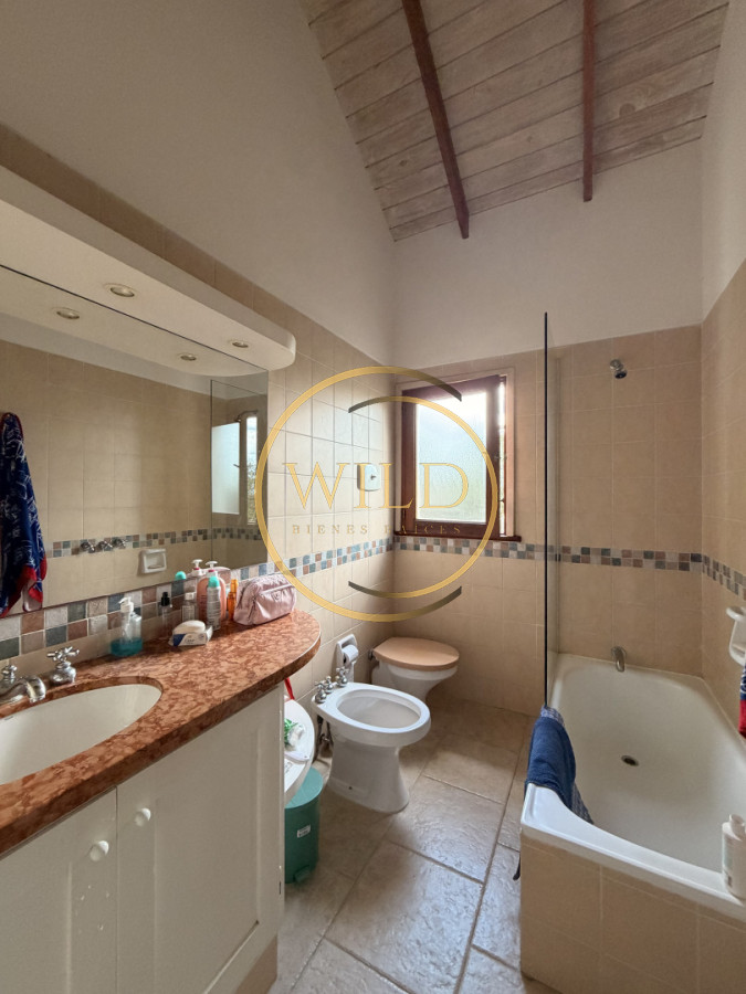 Casa ID.2628 - Vende hermosa casa en san rafael , cerca del mar, Punta del Este