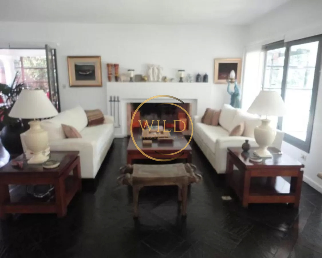 Casa ID.1847 - Casa de Cinco Dormitorios en Suite - Punta del Este
