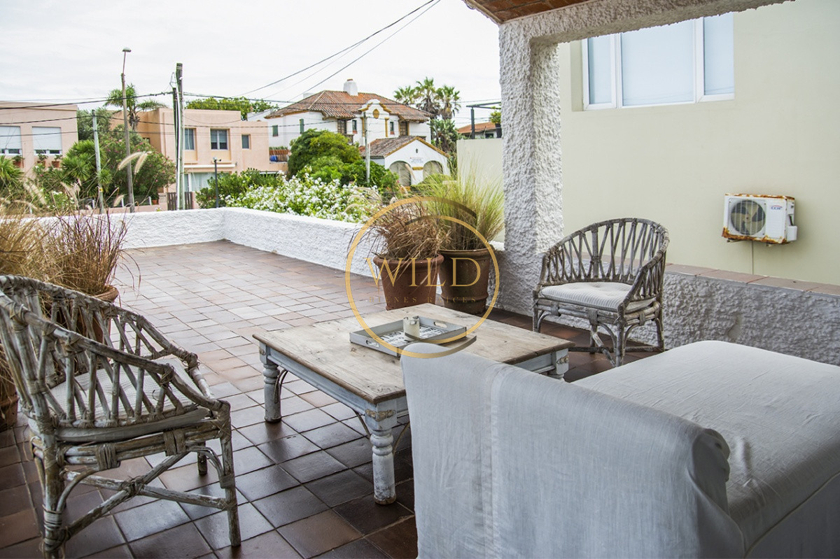 Casa ID.2185 - Hermosa casa en venta en zona de la península.