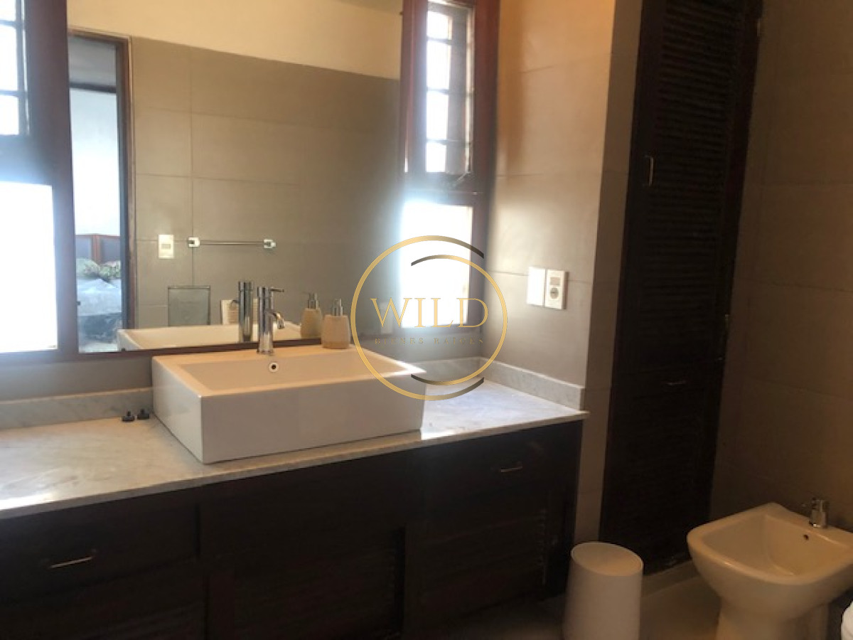 Casa ID.2186 - Casa en venta frente al mar