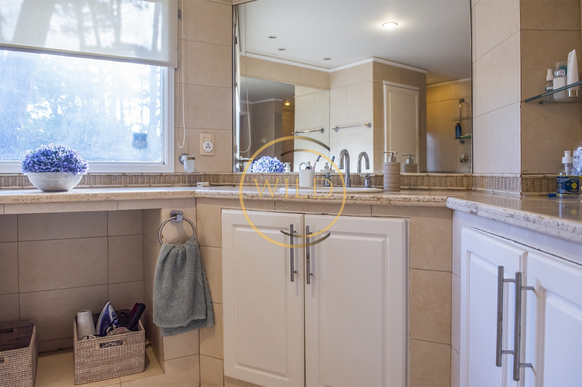 Casa ID.2131 - Casa en Venta de 4 dormitorios en San Rafael , Punta del este 