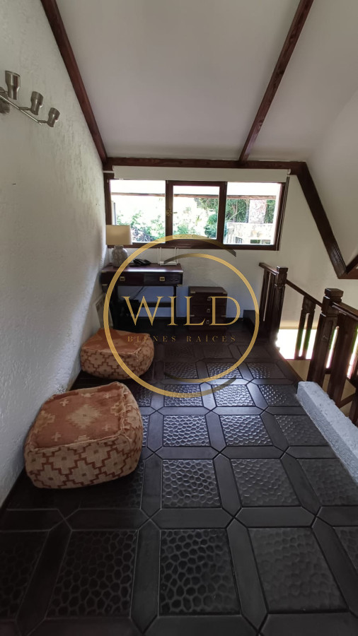 Casa ID.2578 - Vende gran casa para vivir todo el año, de 3 dormitorios en Punta del Este 