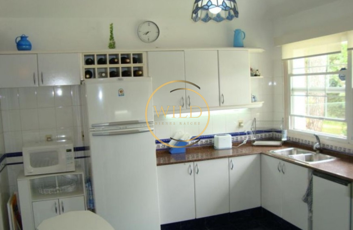 Casa ID.2568 - Hermosa casa en venta de 5 dormitorios.