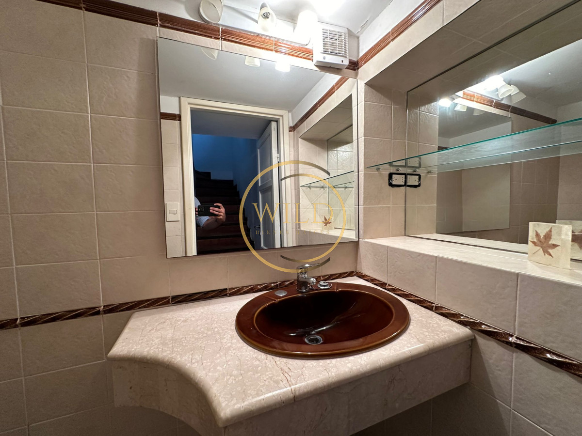 Casa ID.1969 - Vende Casa de 4 dormitorios en San Rafael , Punta del este