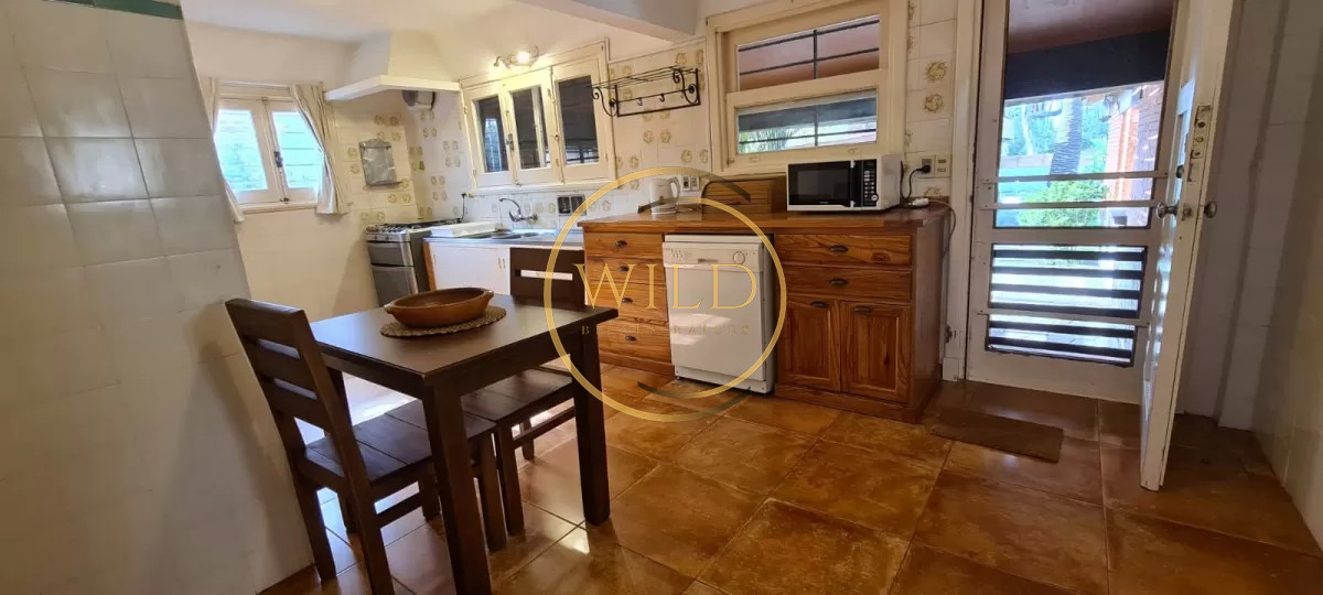 Casa ID.2184 - Hermosa casa en La Península de 5 dormitorios con pileta