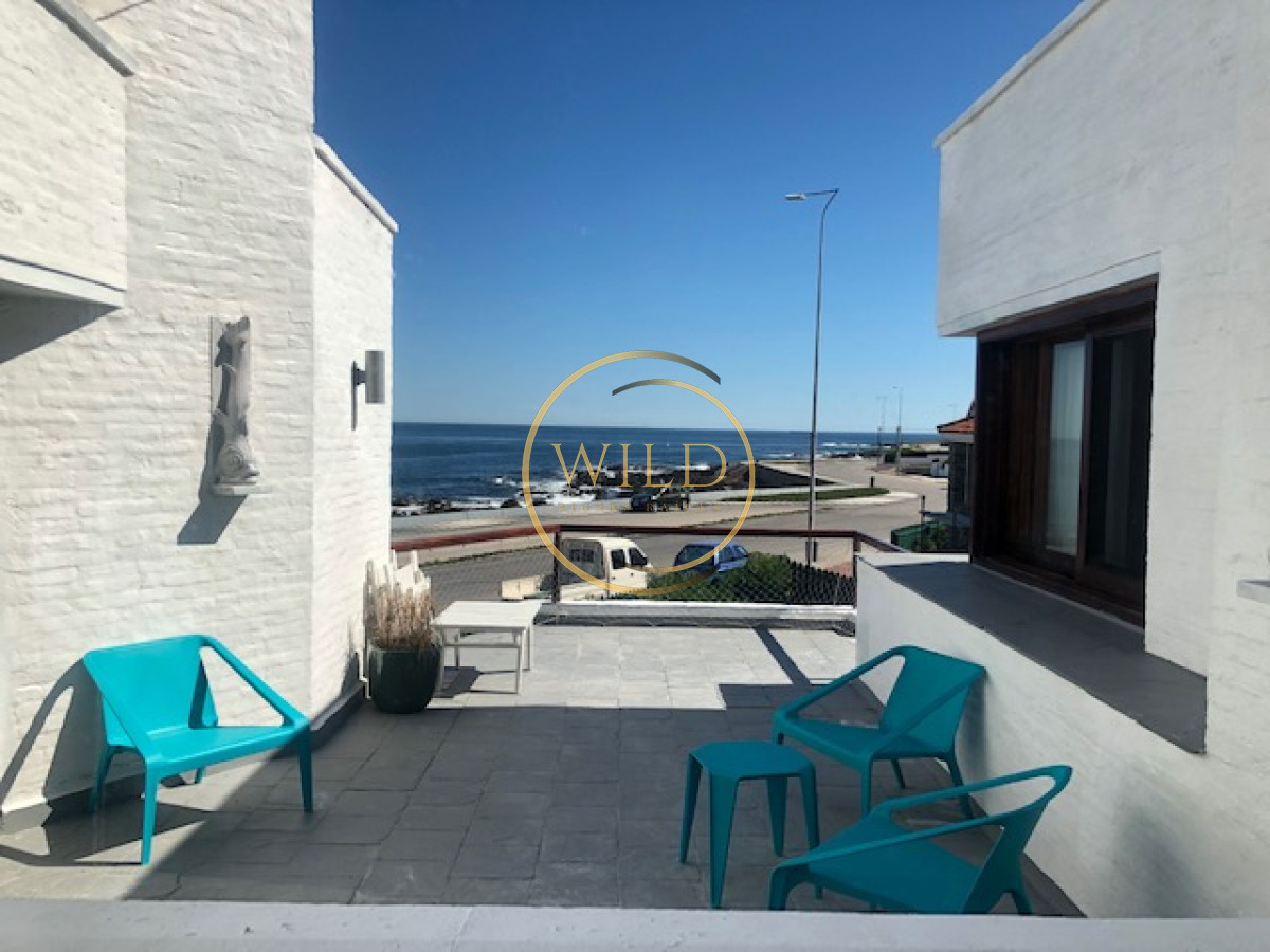 Casa ID.2186 - Casa en venta frente al mar