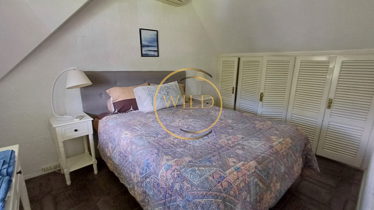 Casa ID.2578 - Vende gran casa para vivir todo el año, de 3 dormitorios en Punta del Este 