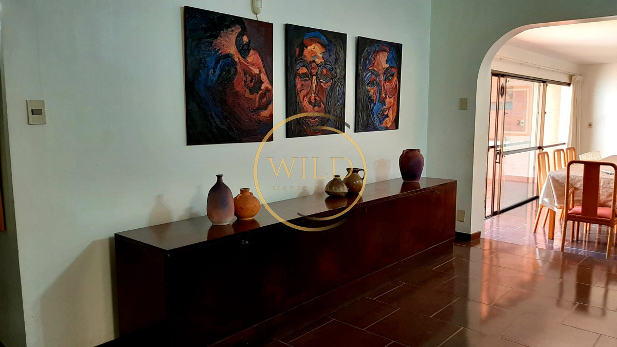 Casa ID.2542 - Casa de 4 dormitorios en venta en Playa Mansa, Punta del Este