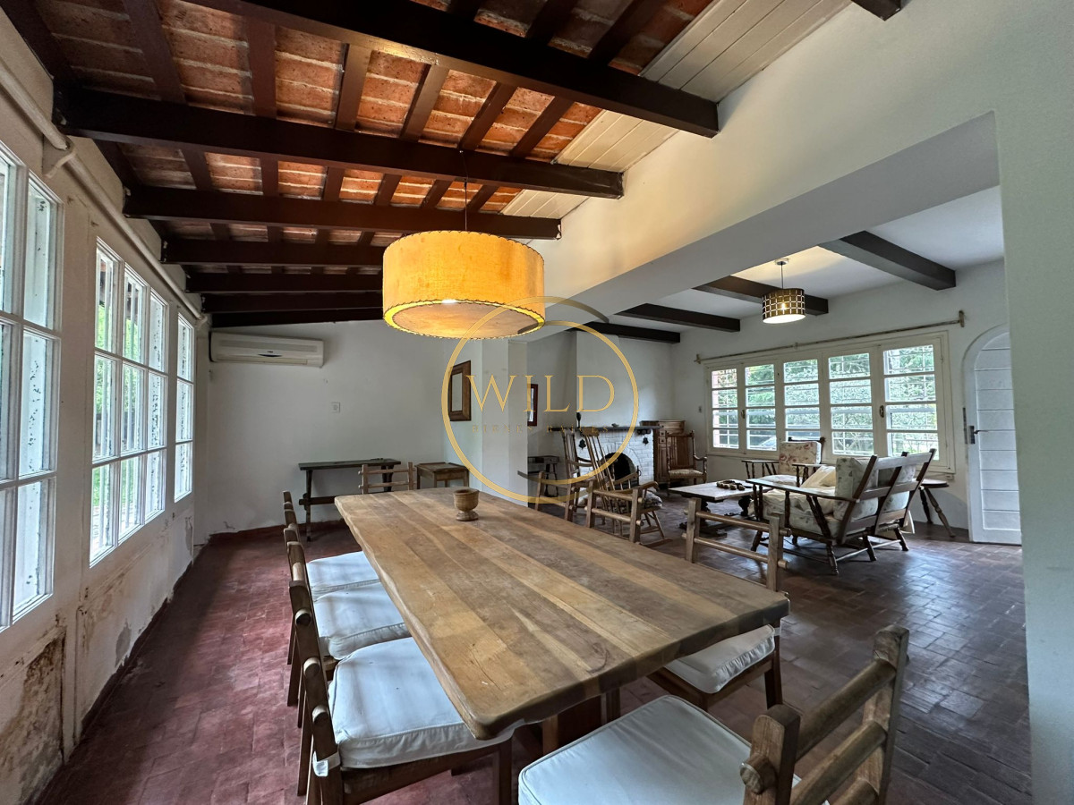 Casa ID.1969 - Vende Casa de 4 dormitorios en San Rafael , Punta del este