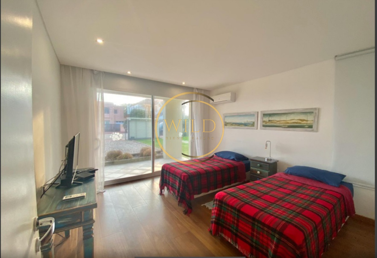 Casa ID.2181 - Venta de Casa 4 DORMITORIOS en Punta del Este, Maldonado