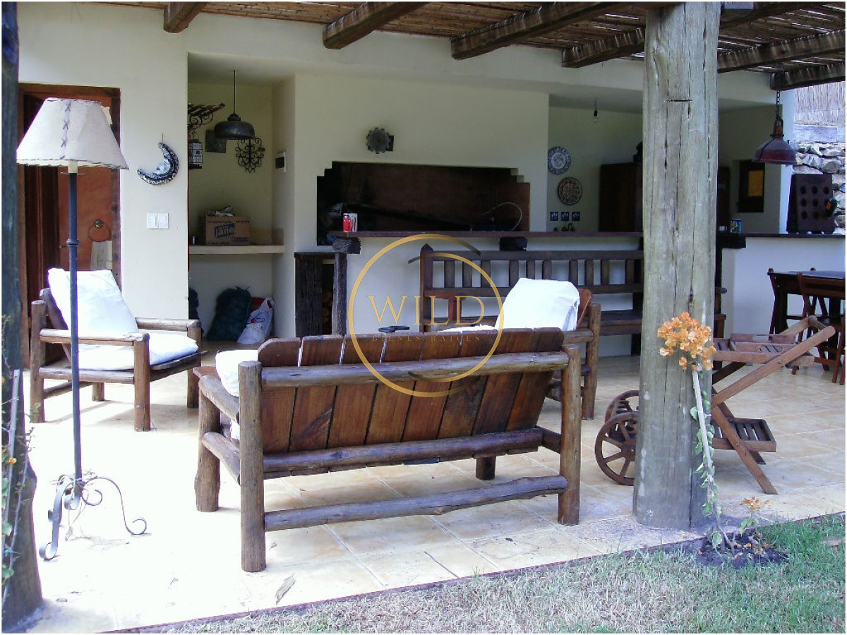 Casa ID.2561 - En una exelente ubicacion, una muy buena oportunidad 