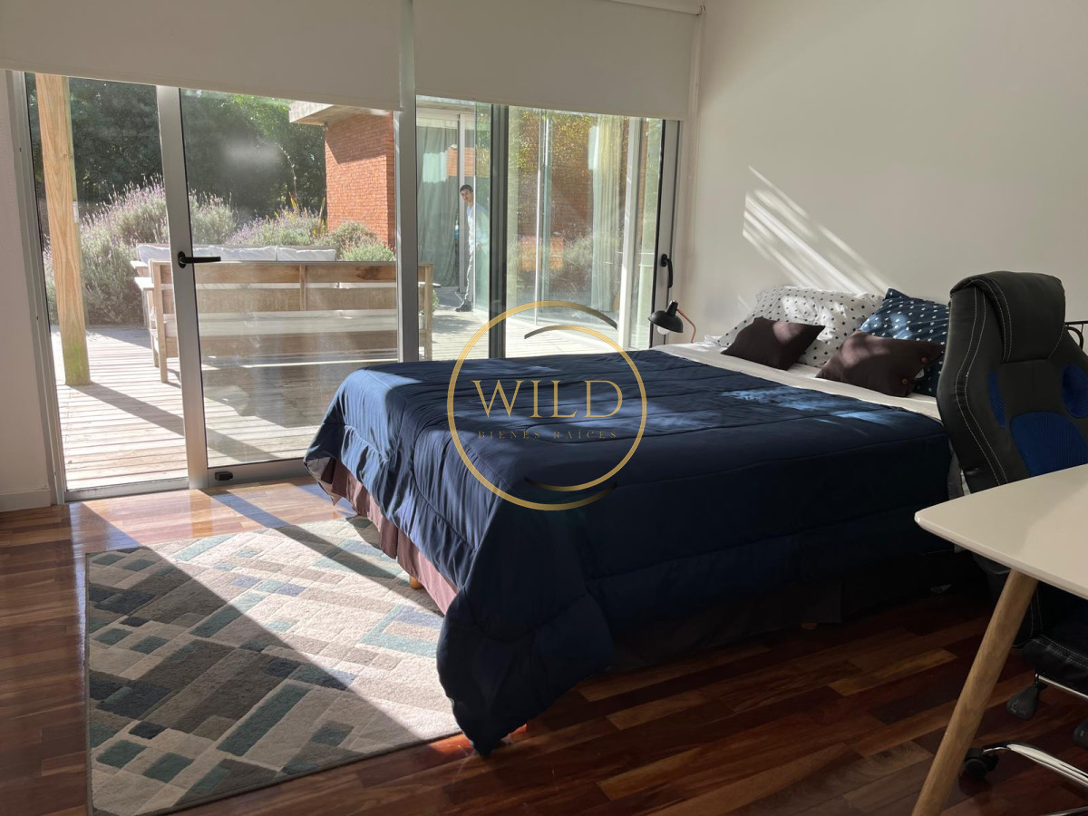 Casa ID.2562 - Casa en venta de 3 dormitorios en Punta del Este.