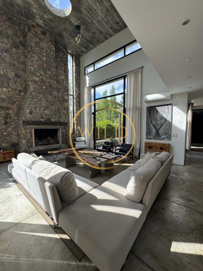 Casa ID.2570 - Casa en Alborada - Punta del Este