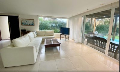 Venta de Casa 4 DORMITORIOS en Punta del Este, Maldonado