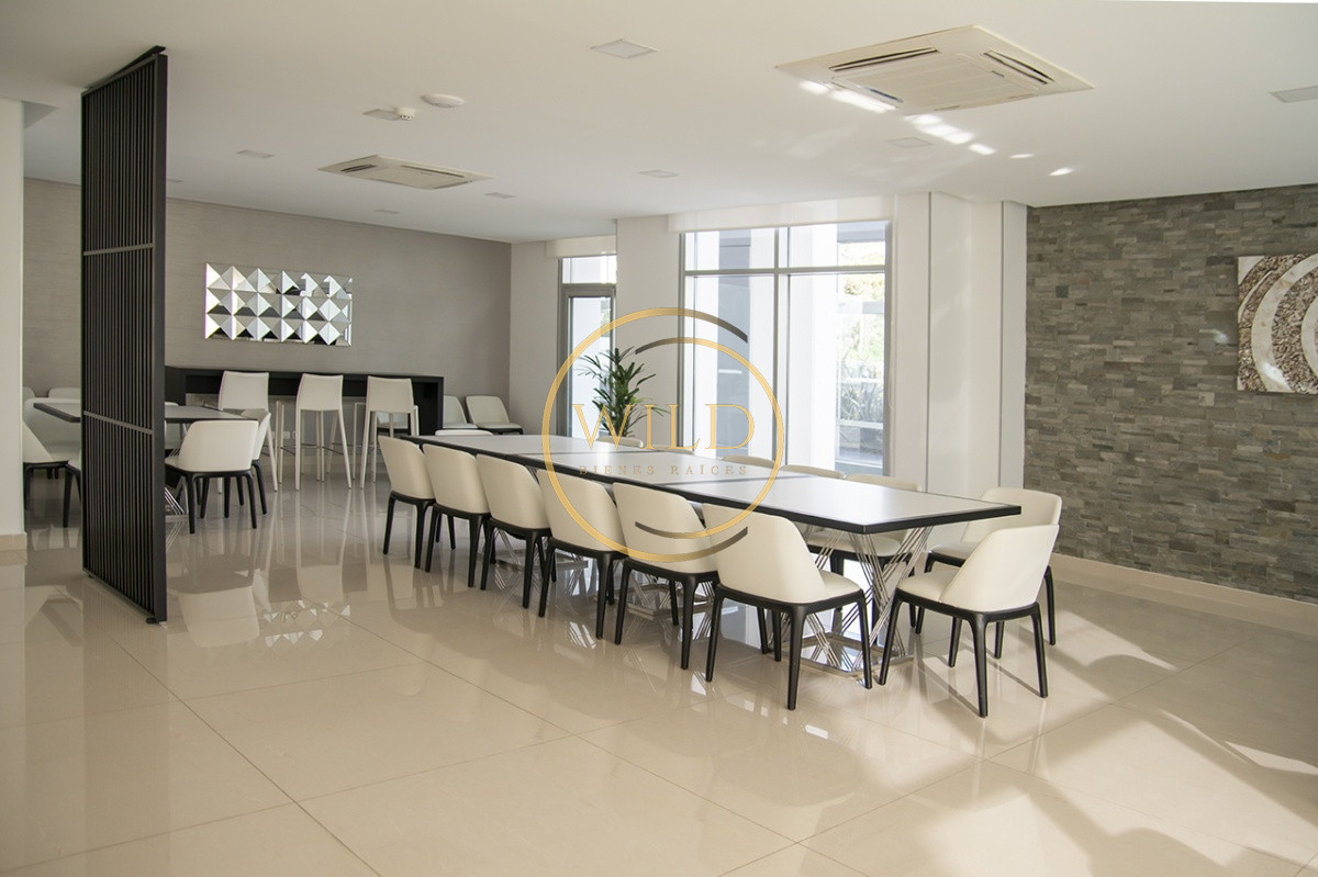 Apartamento ID.2621 - Vende apto de 2 dormitorios en Miami Boulevard ! Punta del este