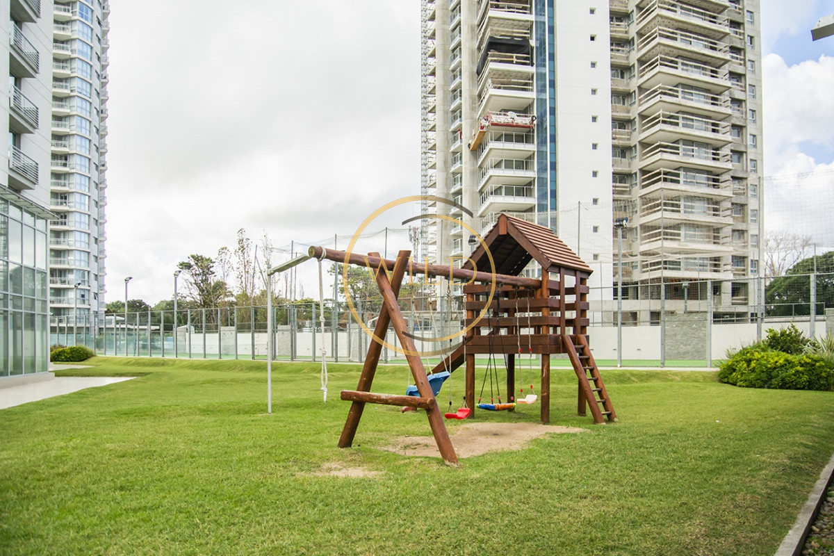 Apartamento ID.2621 - Vende apto de 2 dormitorios en Miami Boulevard ! Punta del este
